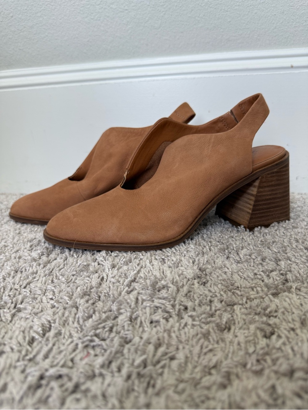 Lucky Brand Tan Suede Block Heel Slingback Pumps